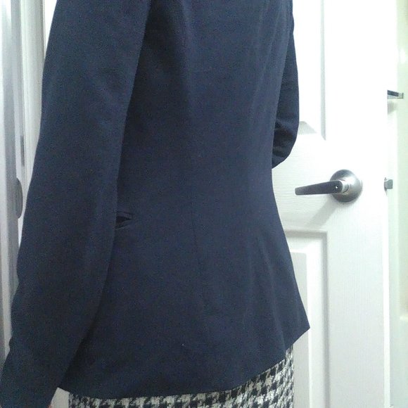 Navy Boyfriend Blazer - Picture 3 of 8